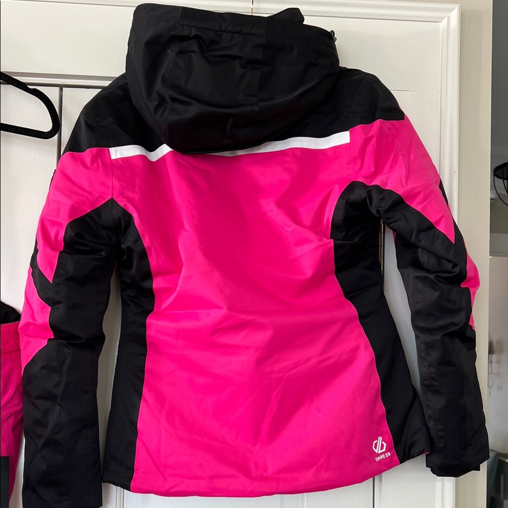NWT Ski set Bold Pink and Black Ski Jacket and Pants Set and gaitor - Picture 6 of 12